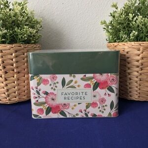 New Seasons Favorite Recipe Tin and Cards